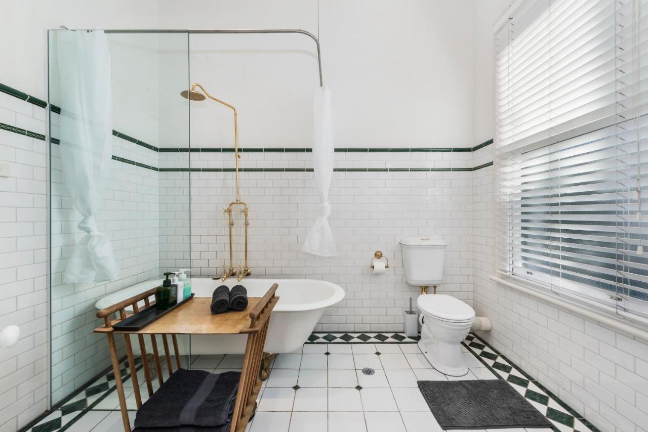 Waratah Deluxe Family Suite